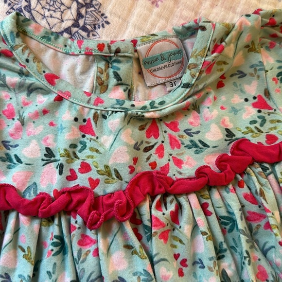 Annie & James children clothing set size 3t - Picture 2 of 5